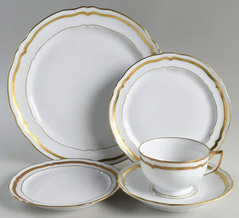 👑 Raynaud Limoges Marie Antoinette Gold White 5 Pc Place Setting France